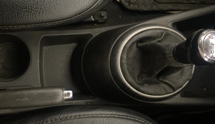 2014 Hyundai i20 SPORTZ 1.2, Petrol, Manual, 60,146 km, Gear Lever