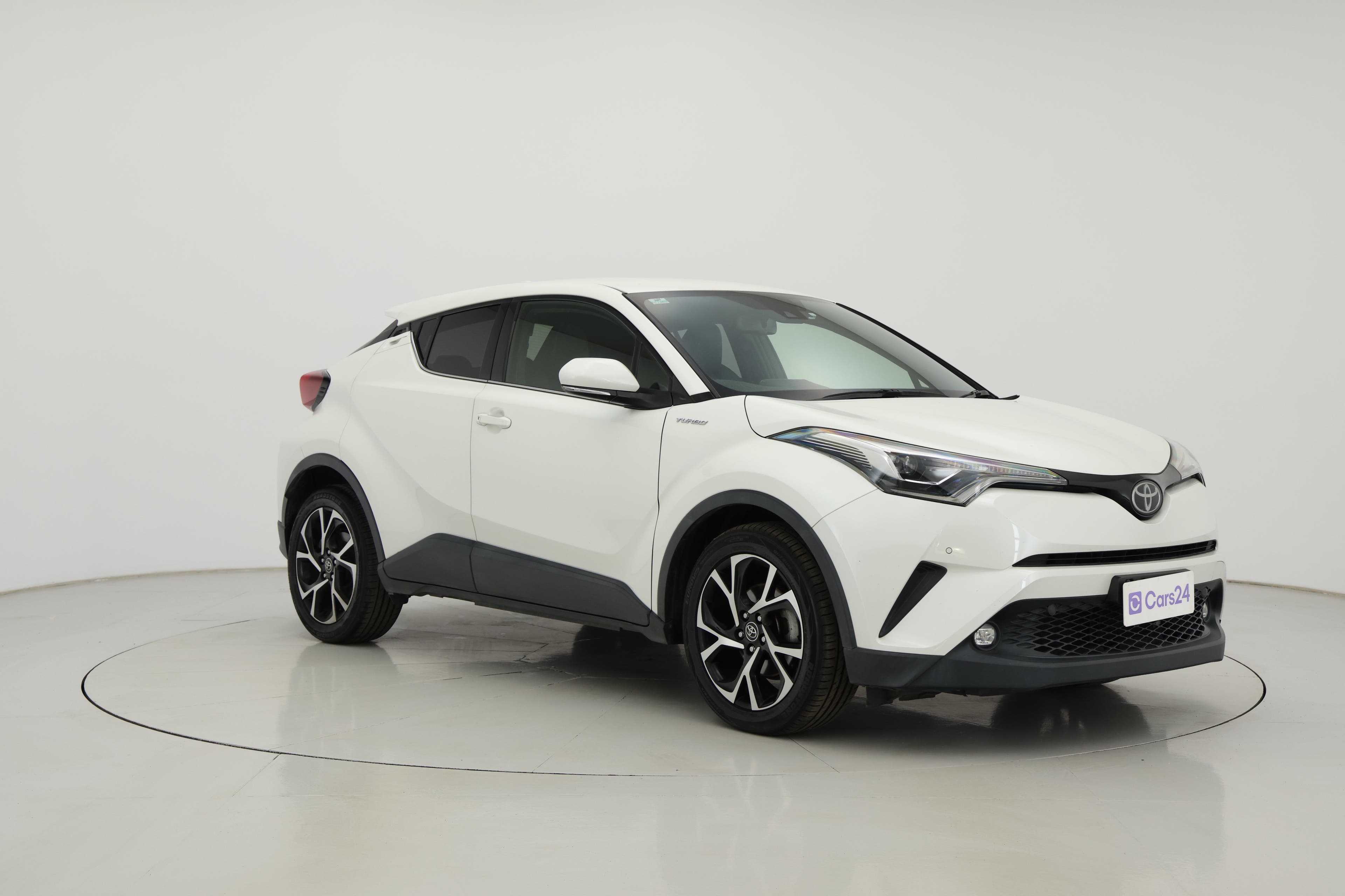 Toyota C-HR image