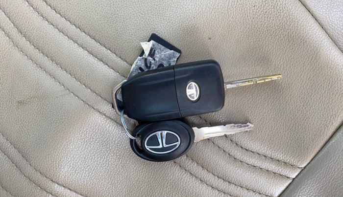 2014 Tata Zest XMS 75PS DIESEL, Diesel, Manual, 1,05,964 km, Key Close Up