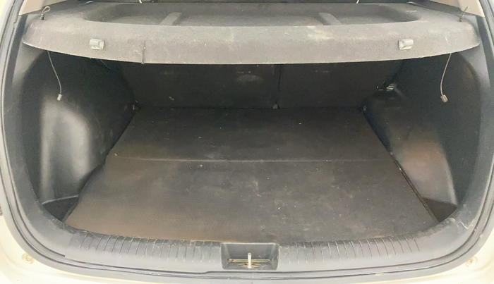 2017 Hyundai Creta SX PLUS AT 1.6 DIESEL, Diesel, Automatic, 1,11,615 km, Boot Inside