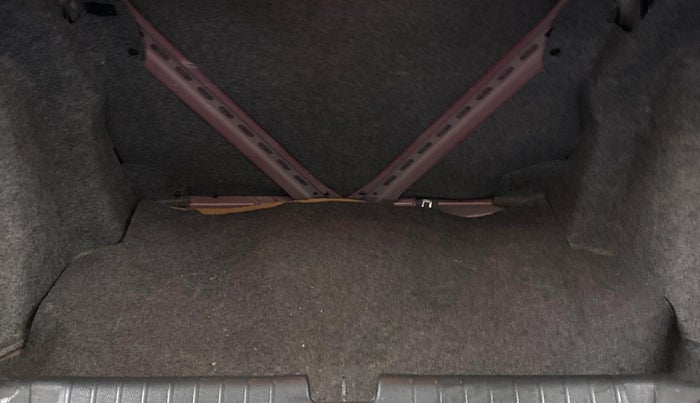 2019 Honda Amaze 1.2L I-VTEC V CVT, Petrol, Automatic, 32,722 km, Boot Inside