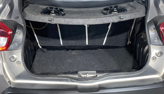 2018 Renault Kwid RXT 1.0 (O), Petrol, Manual, 5,642 km, Boot Inside