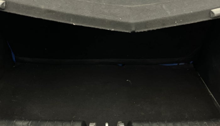 2022 Hyundai VENUE S 1.2, Petrol, Manual, 28,731 km, Boot Inside