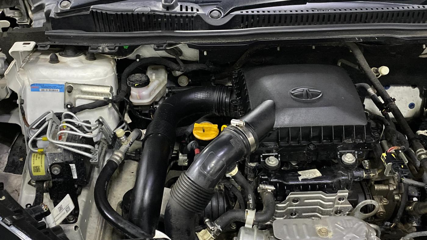 2023 Tata NEXON CREATIVE PLUS S 1.2 REVOTRON 6 MT, Petrol, Manual, 34,726 km, Engine View - Right