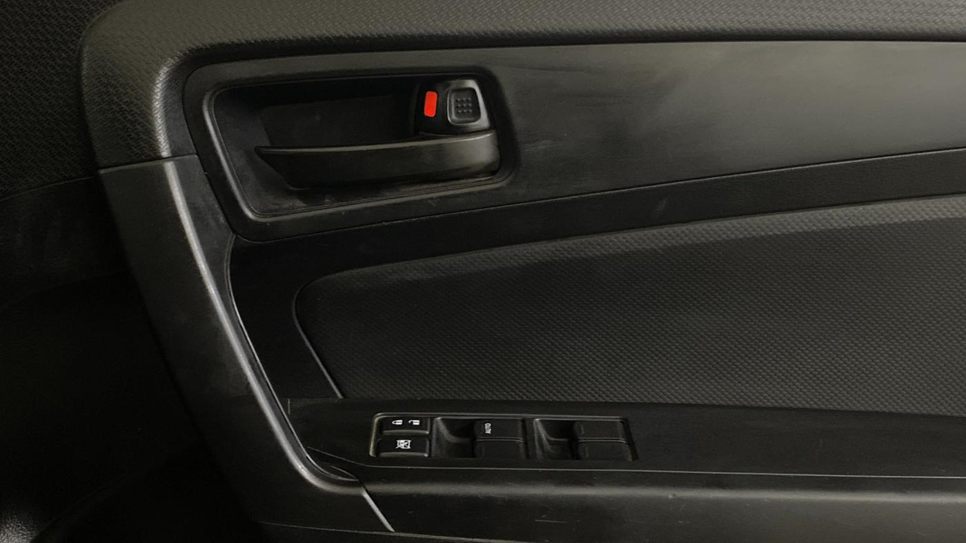 2020 Maruti Vitara Brezza LXI, Petrol, Manual, 69,679 km, Driver Side Door Panels Control