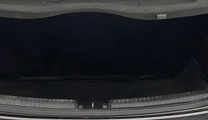 2016 Hyundai Grand i10 SPORTZ 1.2 KAPPA VTVT, Petrol, Manual, 76,656 km, Boot Inside