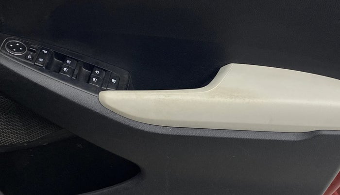 2022 KIA SELTOS HTK PLUS 1.5 IMT, Petrol, Manual, 41,675 km, Driver Side Door Panels Control