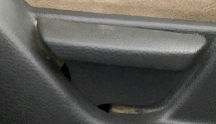 2016 Hyundai Eon D-LITE+, Petrol, Manual, 46,159 km, Driver Side Adjustment Panel