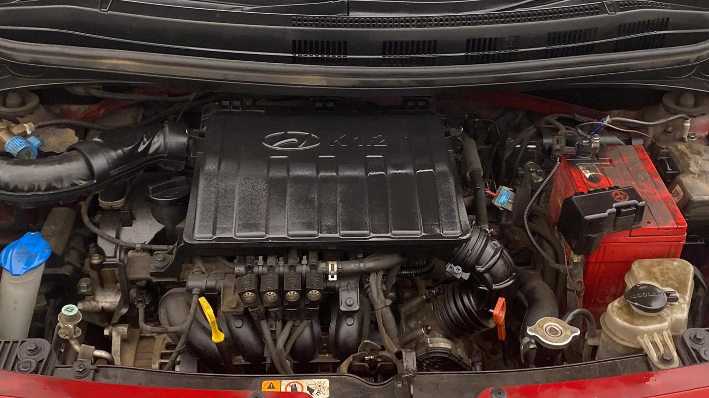 2018 Hyundai Grand i10 SPORTZ AT 1.2 KAPPA VTVT, CNG, Automatic, 89,847 km, Engine View
