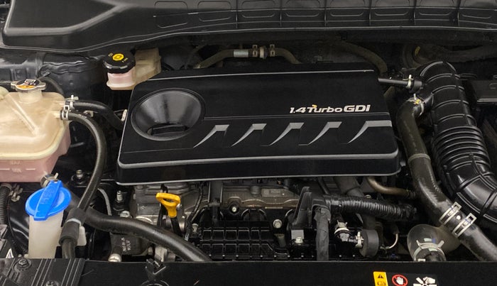 2022 KIA CARENS LUXURY PLUS 1.4 PETROL 7 STR, Petrol, Manual, 44,222 km, Engine View - Right