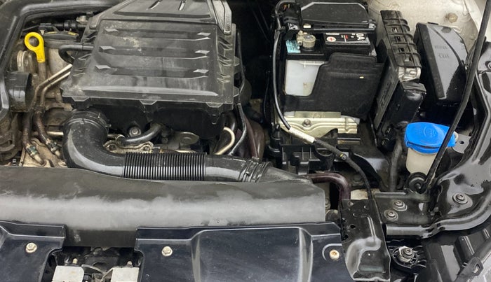 2022 Volkswagen VIRTUS HIGHLINE TSI 1.0 AT, Petrol, Automatic, 28,552 km, Engine View - Left