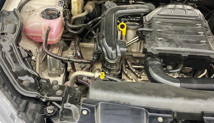 2022 Volkswagen VIRTUS HIGHLINE TSI 1.0 AT, Petrol, Automatic, 28,552 km, Engine View - Right