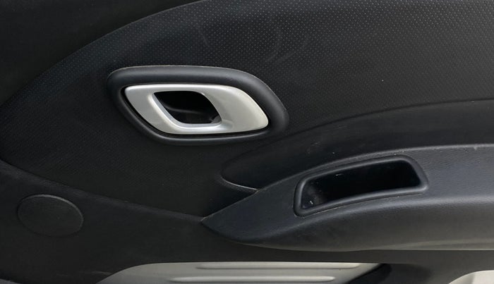 2018 Datsun Redi Go S 1.0 AMT, Petrol, Automatic, 49,416 km, Driver Side Door Panels Control