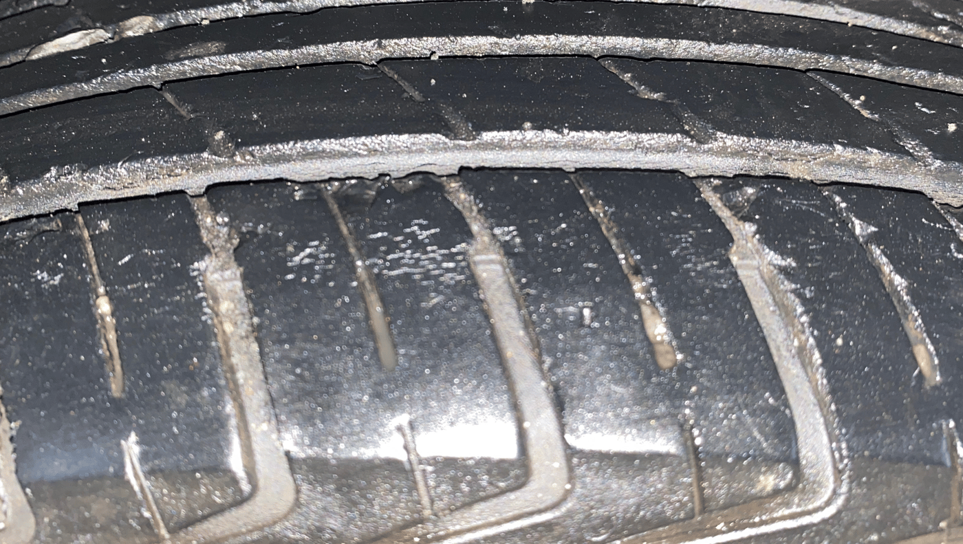 2017 Renault Kwid RXT 1.0, Petrol, Manual, 29,916 km, Left Front Tyre Tread