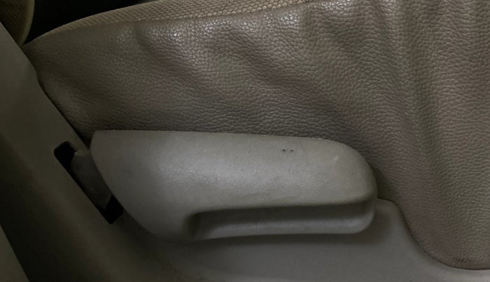 2014 Maruti Celerio VXI, Petrol, Manual, 53,520 km, Driver Side Adjustment Panel