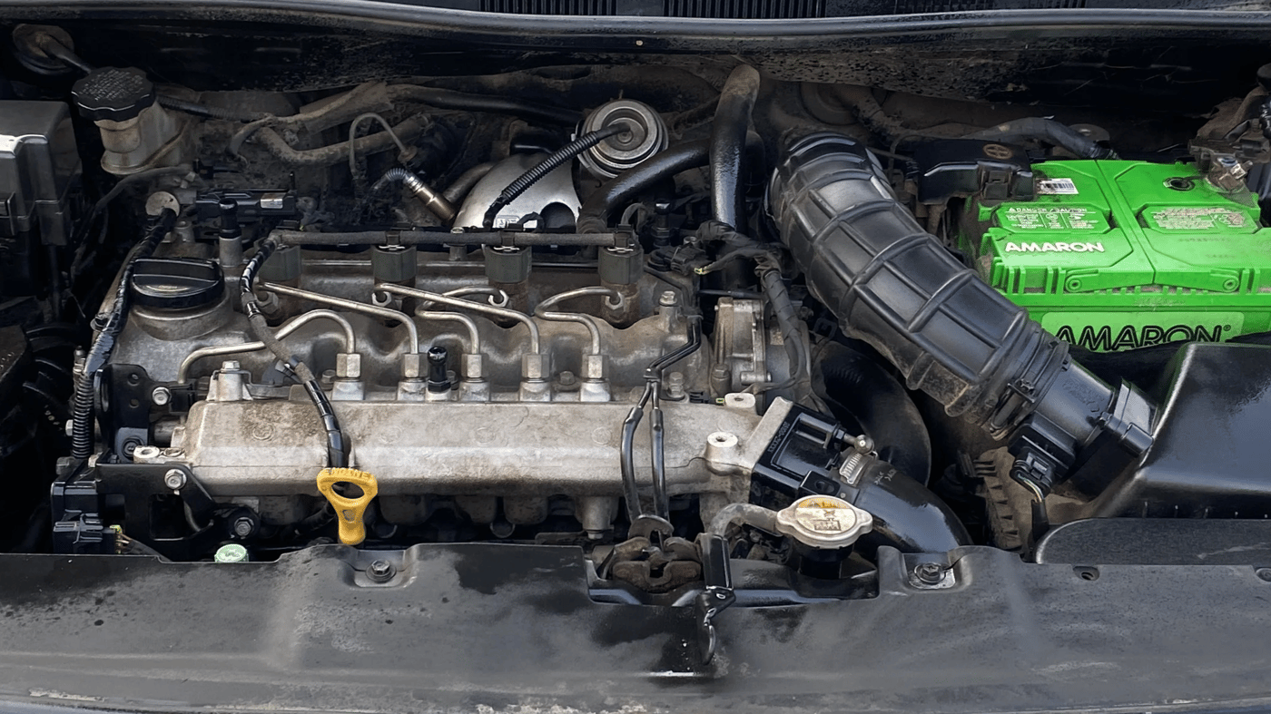 2013 Hyundai Verna FLUIDIC 1.6 CRDI SX, Diesel, Manual, 1,19,448 km, Engine View