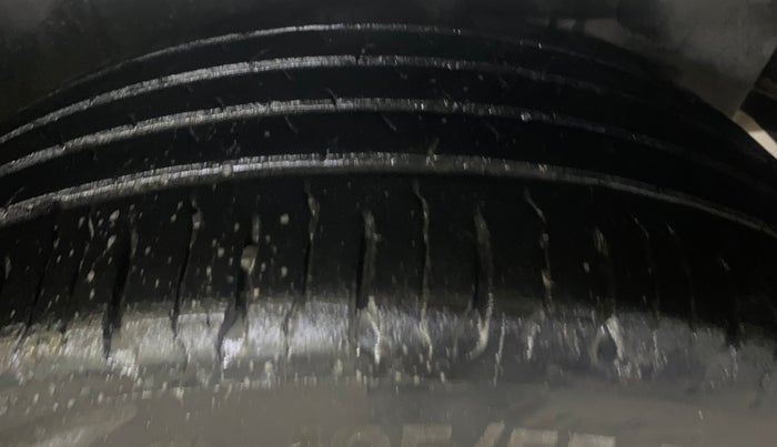 2017 Maruti Ciaz ALPHA DIESEL 1.3, Diesel, Manual, 86,235 km, Left Rear Tyre Tread