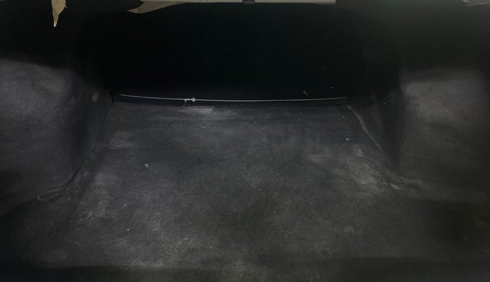 2017 Maruti Ciaz ALPHA DIESEL 1.3, Diesel, Manual, 86,235 km, Boot Inside