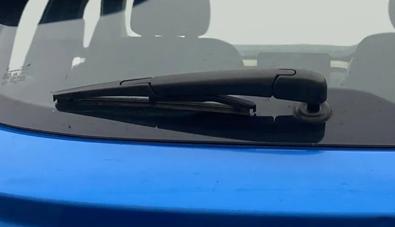 2021 Renault Kiger RXT (O) AMT, Petrol, Automatic, 32,409 km, Rear Wiper