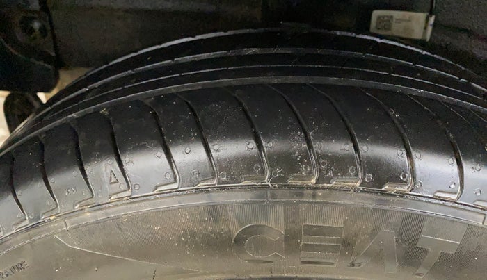 2025 Hyundai EXTER SX 1.2 MT Knight Edition Hy-CNG Duo, CNG, Manual, 4,273 km, Right Rear Tyre Tread