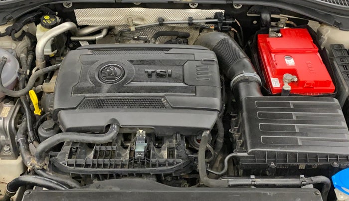 2018 Skoda Superb STYLE 1.8 TSI AT, Petrol, Automatic, 65,647 km, Engine View