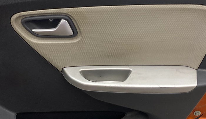 2017 Maruti Alto K10 VXI (O) AMT, Petrol, Automatic, 61,490 km, Driver Side Door Panels Control