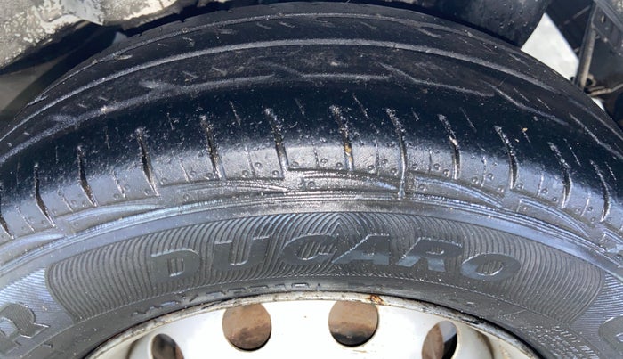 2013 Hyundai Eon ERA +, Petrol, Manual, 59,964 km, Right Rear Tyre Tread