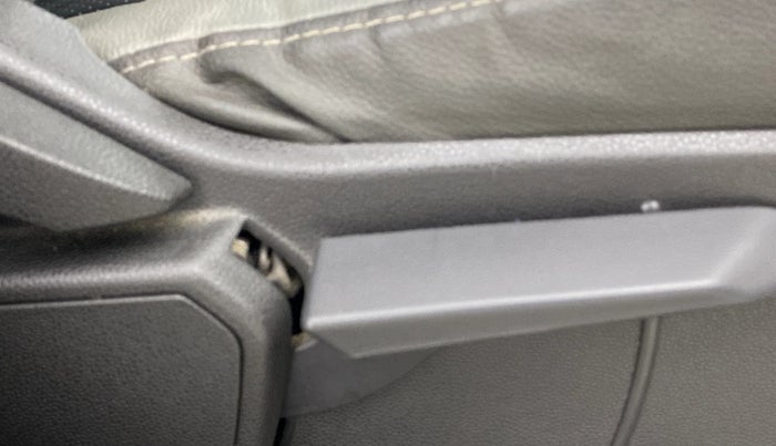 2017 Ford Ecosport TITANIUM 1.5L PETROL AT, Petrol, Automatic, 39,556 km, Driver Side Adjustment Panel