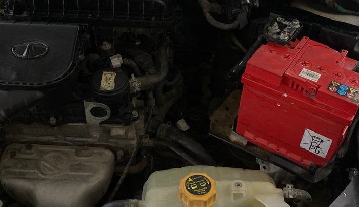 2018 Tata Tiago XT PETROL, Petrol, Manual, 32,574 km, Engine View - Left