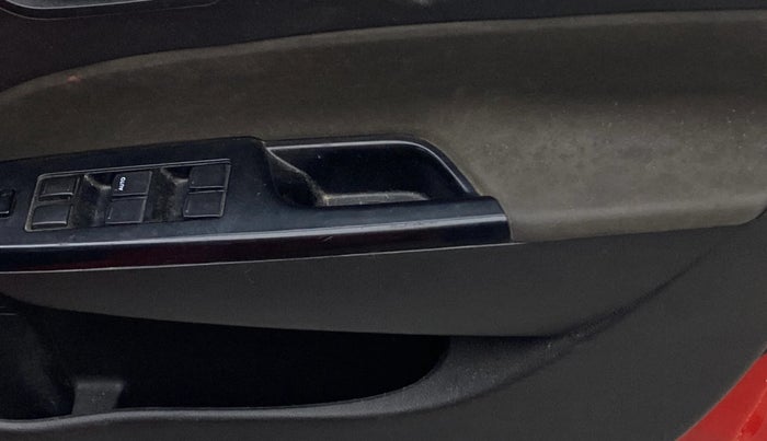 2017 Maruti Swift VDI, Diesel, Manual, 1,07,604 km, Driver Side Door Panels Control