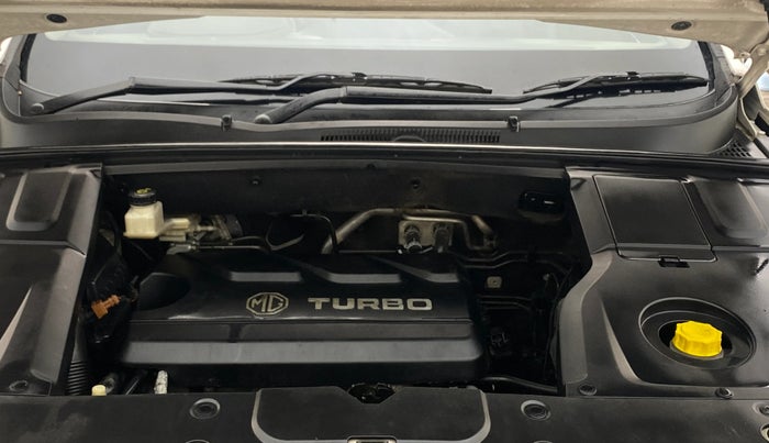 2019 MG HECTOR SHARP 1.5 DCT PETROL DUAL TONE, Petrol, Automatic, 73,696 km, Engine View