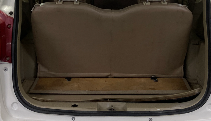 2015 Maruti Ertiga VDI, Diesel, Manual, 93,157 km, Boot Inside