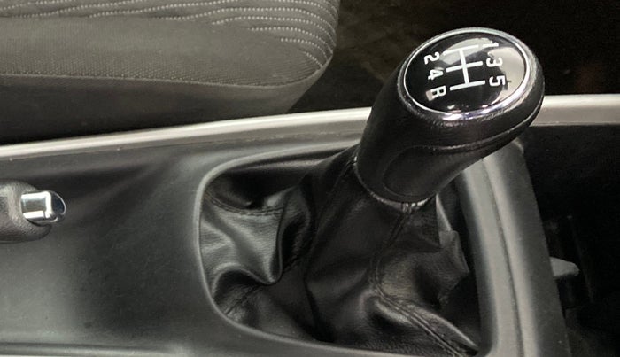 2017 Maruti Baleno ZETA PETROL 1.2, Petrol, Manual, 56,650 km, Gear Lever