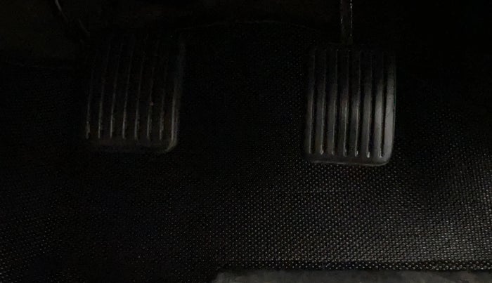 2014 Hyundai i10 SPORTZ 1.2, Petrol, Manual, 54,204 km, Pedals