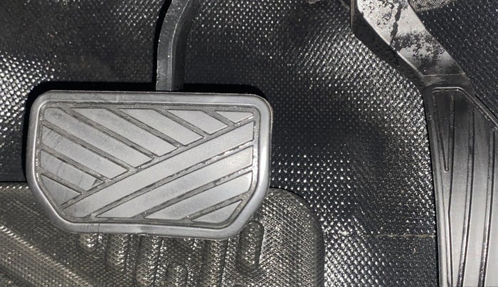 2023 Maruti BREZZA VXI AT SMART HYBRID, Petrol, Automatic, 5,425 km, Pedals