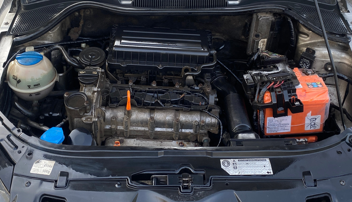 2012 Skoda Rapid ELEGANCE 1.6 MPI AT, Petrol, Automatic, 38,001 km, Engine View