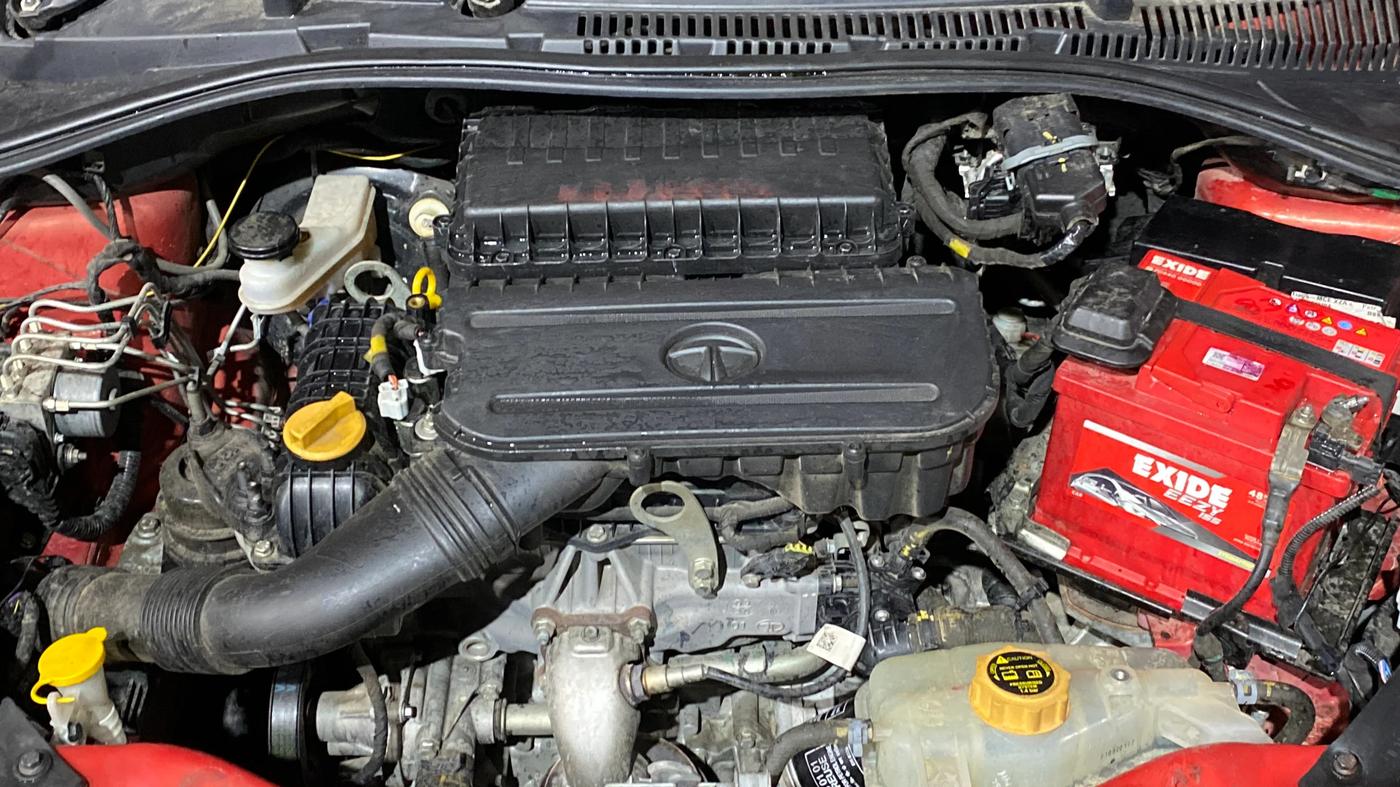 2020 Tata Tiago XZA PLUS PETROL, Petrol, Automatic, 18,579 km, Engine View