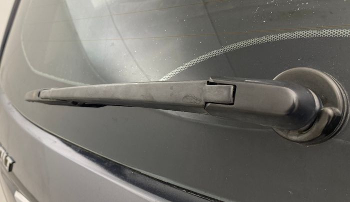 2015 Tata Bolt XT QUADRAJET, Diesel, Manual, 1,16,007 km, Rear Wiper