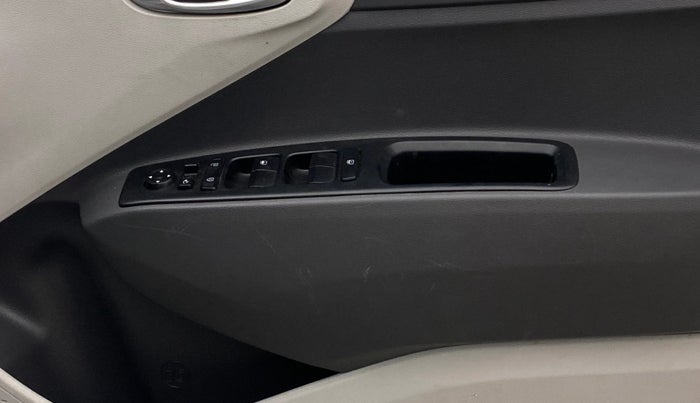 2021 Hyundai GRAND I10 NIOS SPORTZ 1.2 KAPPA VTVT, Petrol, Manual, 23,263 km, Driver Side Door Panels Control