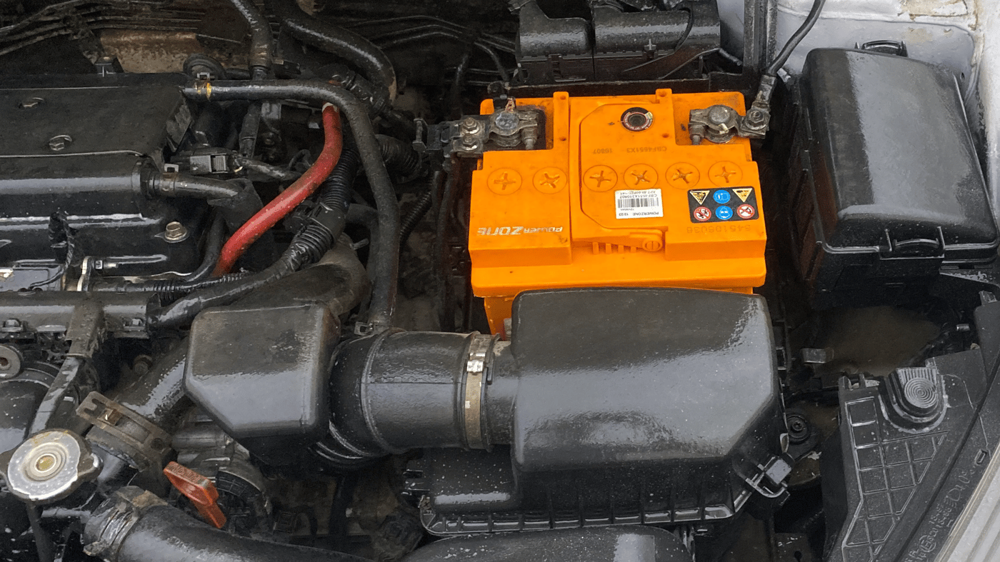 2012 Hyundai i20 SPORTZ 1.4 AT, Petrol, Automatic, 1,03,932 km, Engine View - Left