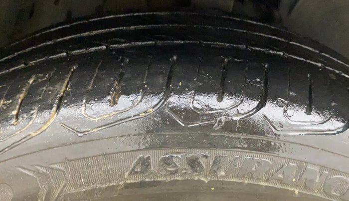 2021 Tata ALTROZ XZ PLUS PETROL, Petrol, Manual, 77,133 km, Right Front Tyre Tread