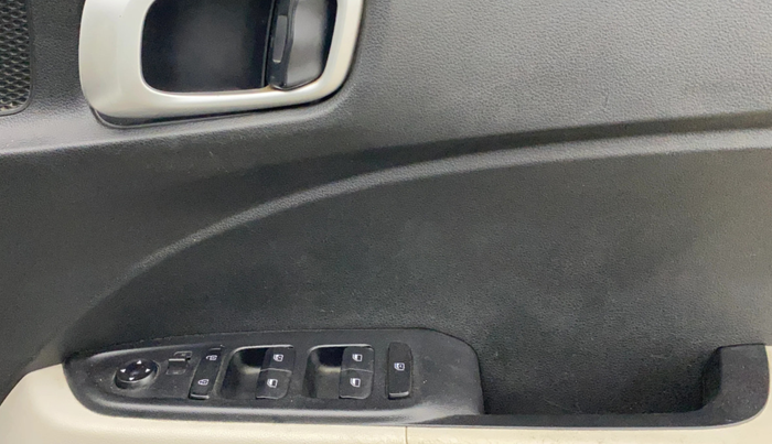 2022 Hyundai VENUE S (O) 1.0 TURBO IMT, Petrol, Manual, 25,247 km, Driver Side Door Panels Control