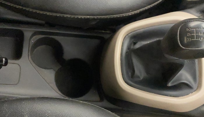 2016 Hyundai Grand i10 MAGNA 1.2 KAPPA VTVT, Petrol, Manual, 65,433 km, Gear Lever