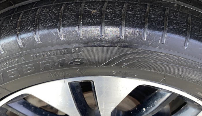 2022 MG HECTOR SHARP 1.5 PETROL CVT, Petrol, Automatic, 33,533 km, Left Front Tyre Tread