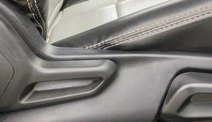 2023 Tata Tiago XZ PLUS CNG, CNG, Manual, 56,375 km, Driver Side Adjustment Panel