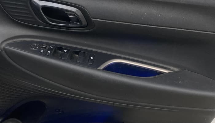 2023 Hyundai NEW I20 ASTA (O) 1.2 IVT, Petrol, Automatic, 41,430 km, Driver Side Door Panels Control