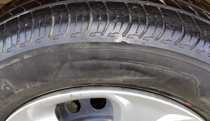 2022 Maruti S PRESSO VXI (O) CNG, CNG, Manual, 34,823 km, Left Front Tyre Tread