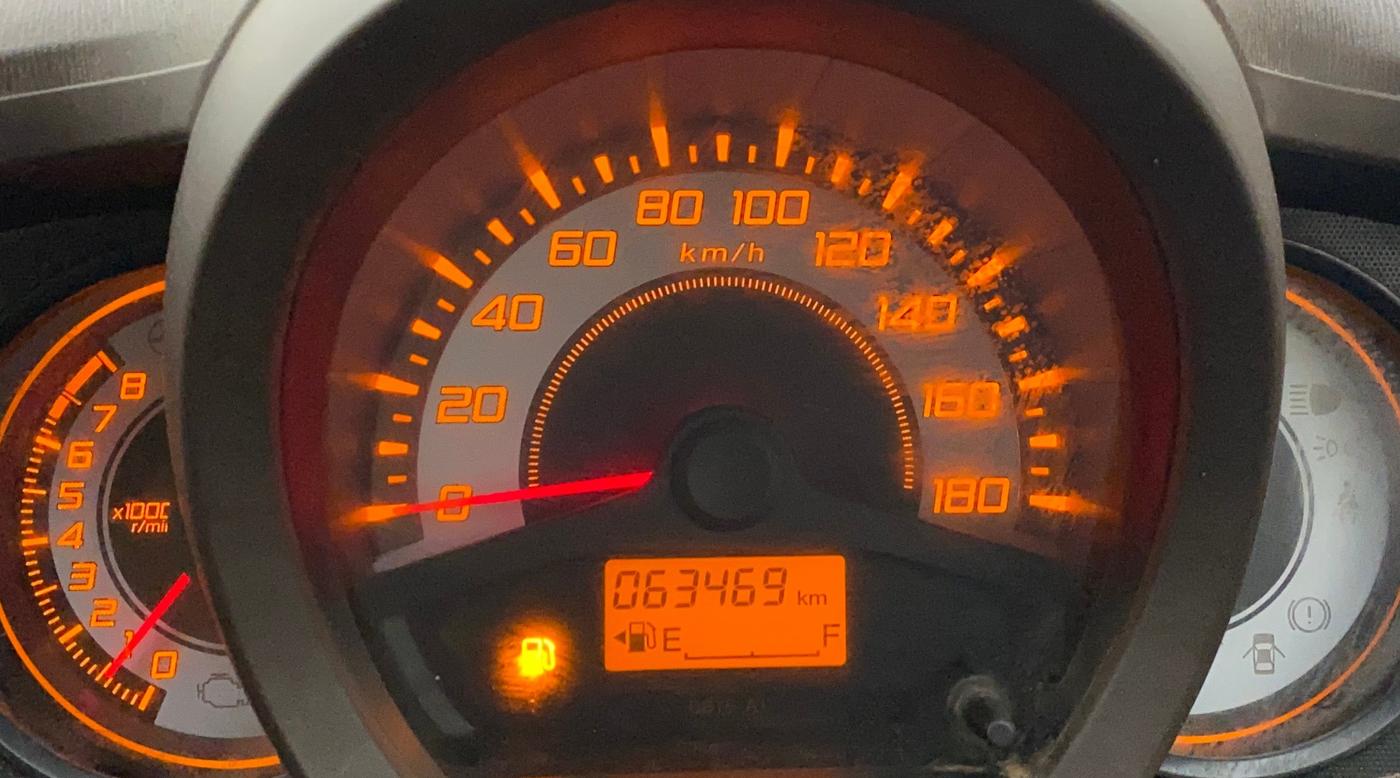 2013 Honda Brio S MT, Petrol, Manual, 63,427 km, Odometer Image