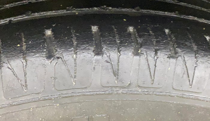 2020 KIA SONET GTX PLUS 1.5 AT, Diesel, Automatic, 97,106 km, Right Front Tyre Tread