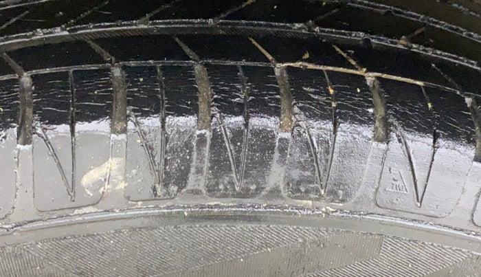 2020 KIA SONET GTX PLUS 1.5 AT, Diesel, Automatic, 97,106 km, Right Rear Tyre Tread